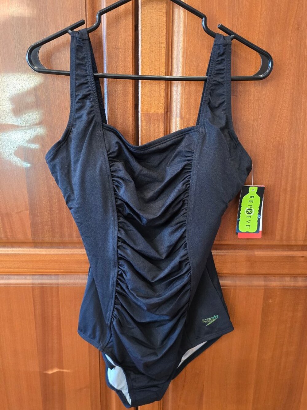 NWT Speedo one piece bathing suiit black
